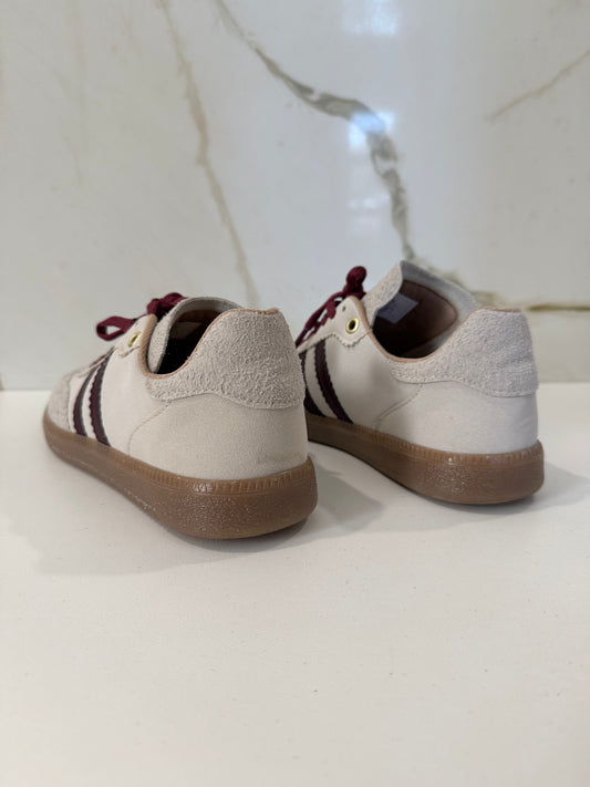 Vanessa Sneaker