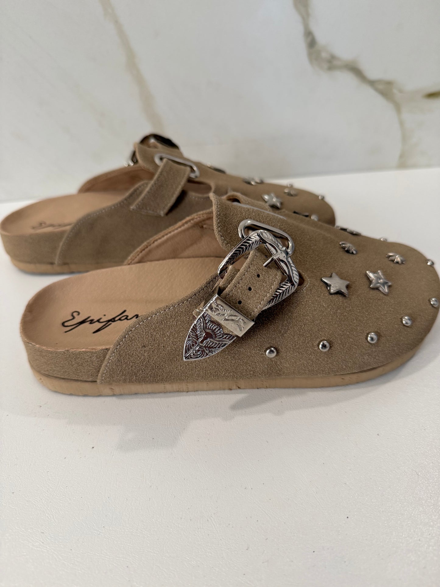 Estrella Clogs